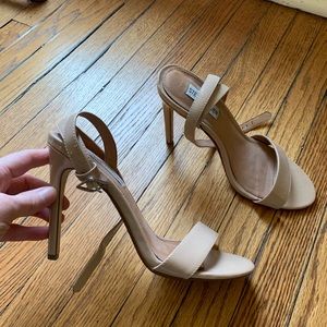 Steve Madden camel strappy sandal stiletto